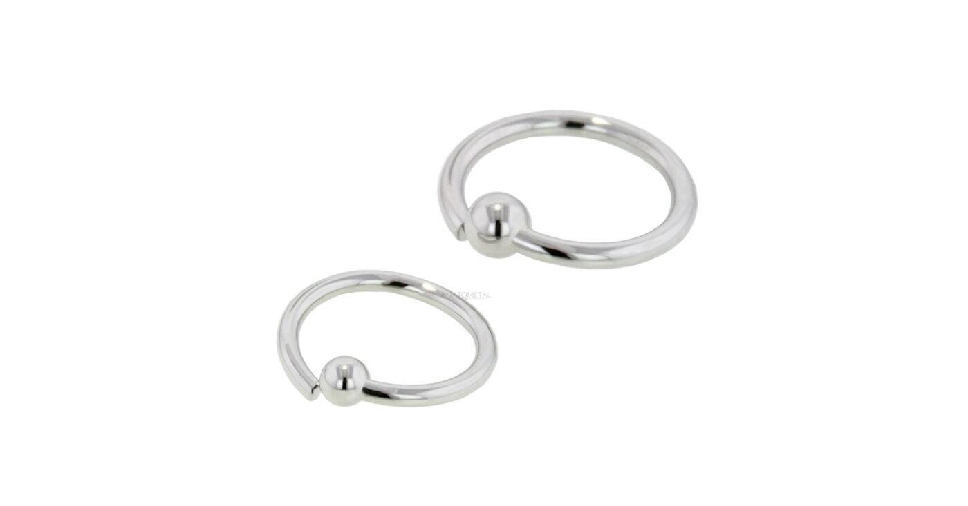 ピアスの長期使用を快適に!「縁」の仕上げの重要性 2 fixed bead rings 4 1
